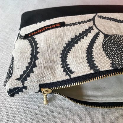 C057 Ink and Spindle linen with Black leather - Image 3