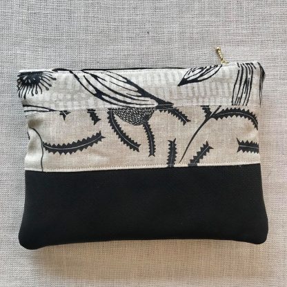 C058 Ink and Spindle linen with Black leather - Image 3